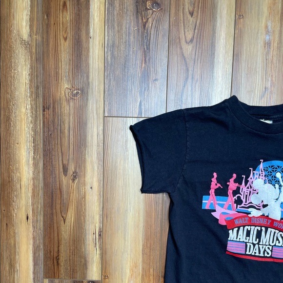 Vintage Champion Disney World Magic Music Days - Picture 7 of 7